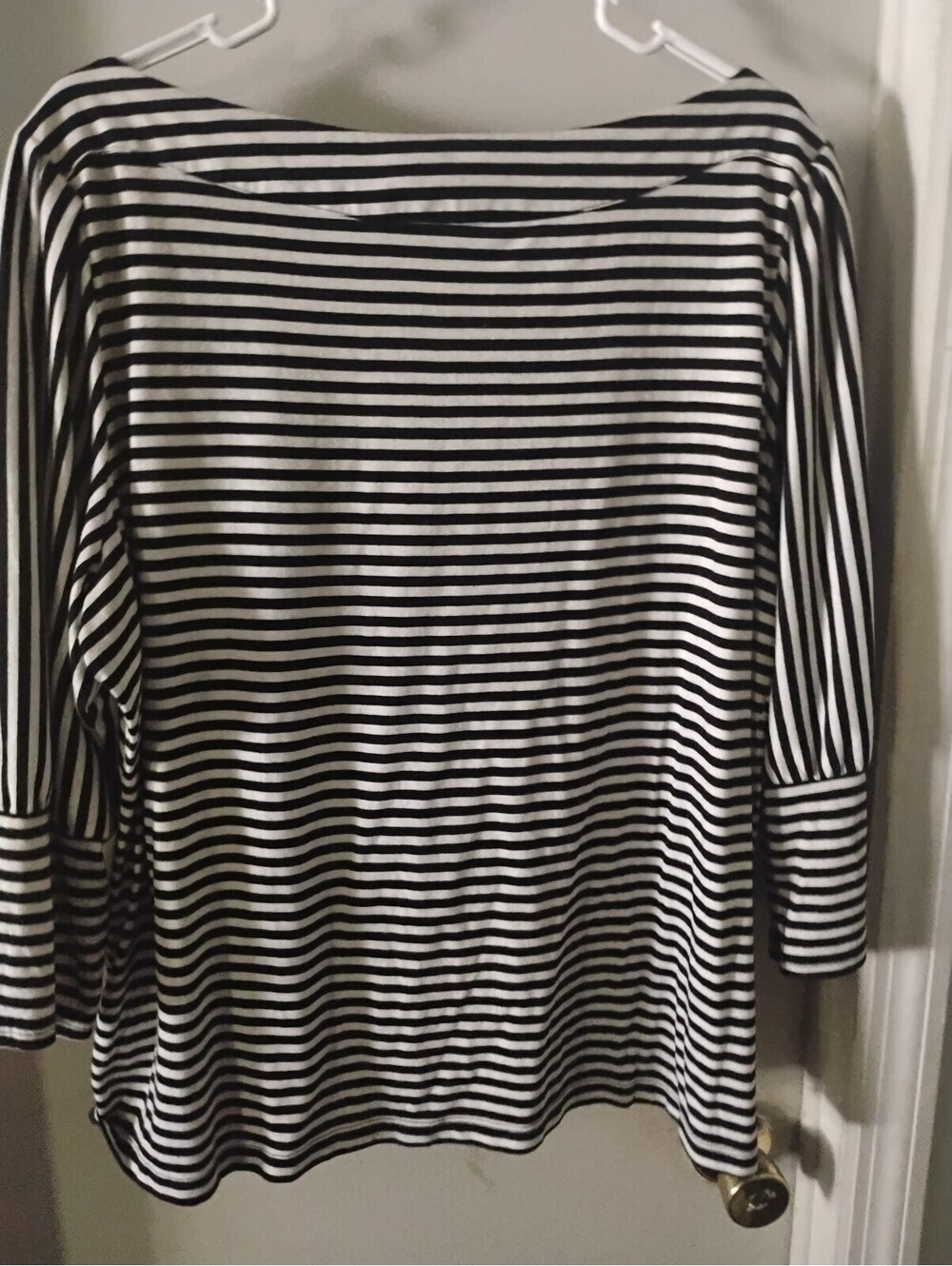 Everly Drive Black White Striped Boatneck Top 3/4 Sleeve Button Shoulder L - Picture 9 of 11